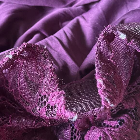 La Femme Women's 8 Dark Berry Deep V-neck Stretch Sparkle Embellished Lace Gown - Picture 16 of 16